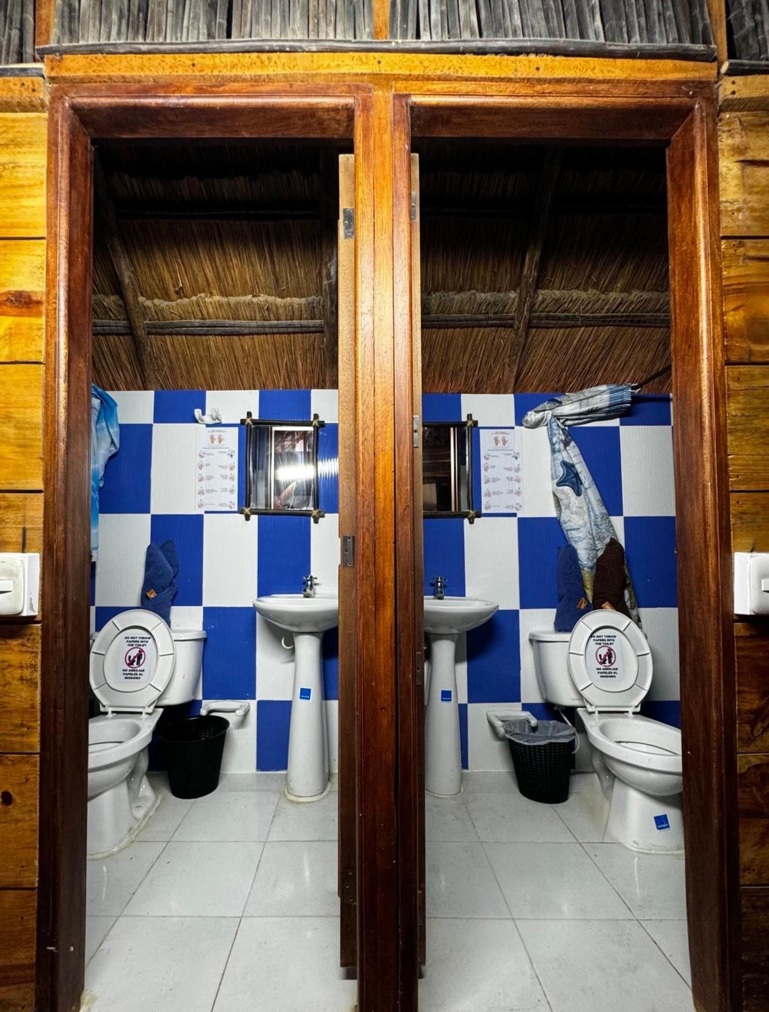 Hostal Nibuni 팔로미노 외부 사진